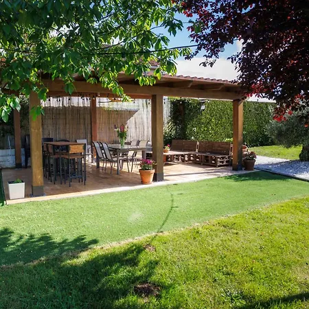 Casa Dos Olivos Ferienhaus Ourense